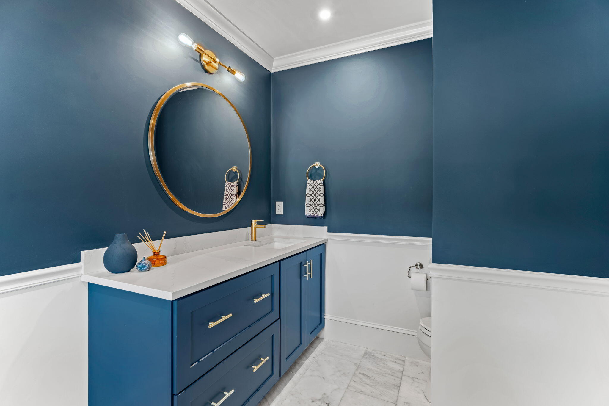 101 Warren Street Osterville, MA 02655 - Photo 16 of 39 a bathroom with a sink vanity and a mirror