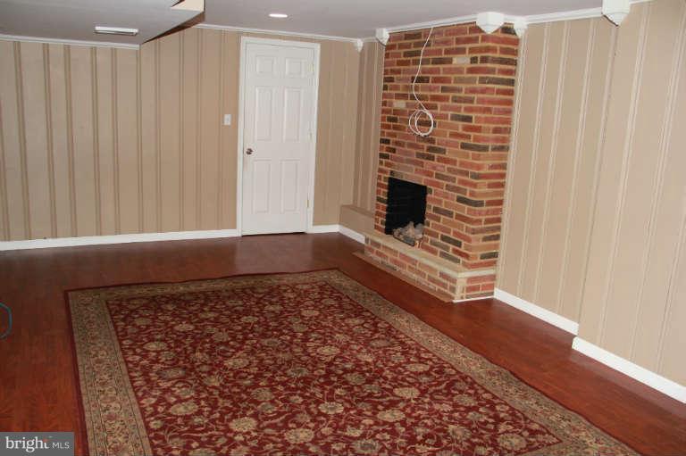 8802 Lakewood Road Baltimore, MD 21234 - Photo 12 of 19 Interior (General)