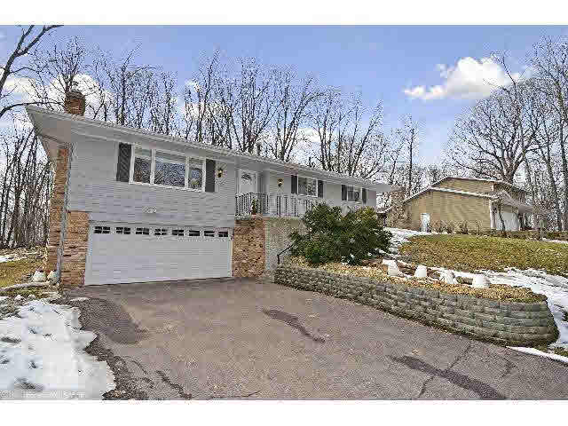 3932 Tonkawood Road Minnetonka, MN 55345 - Photo 1 of 18 Gallery Image 1