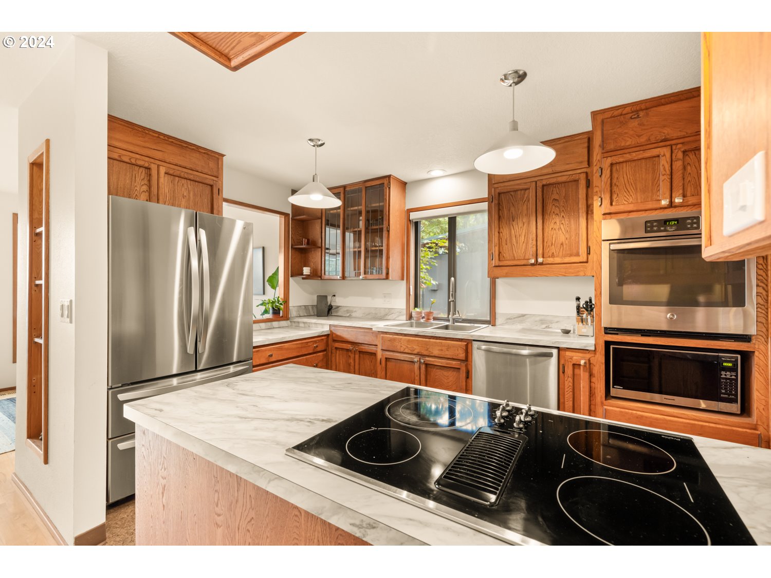 2827 Northeast Rocky Butte Road Portland, OR 97220 - Photo 29 of 48 Gallery Image 29