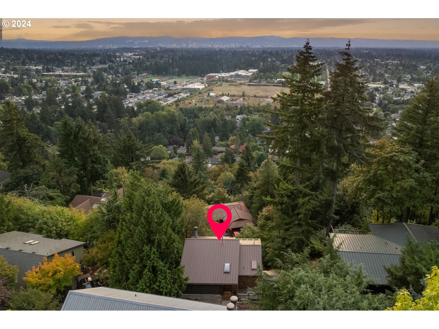 2827 Northeast Rocky Butte Road Portland, OR 97220 - Photo 3 of 48 Gallery Image 3