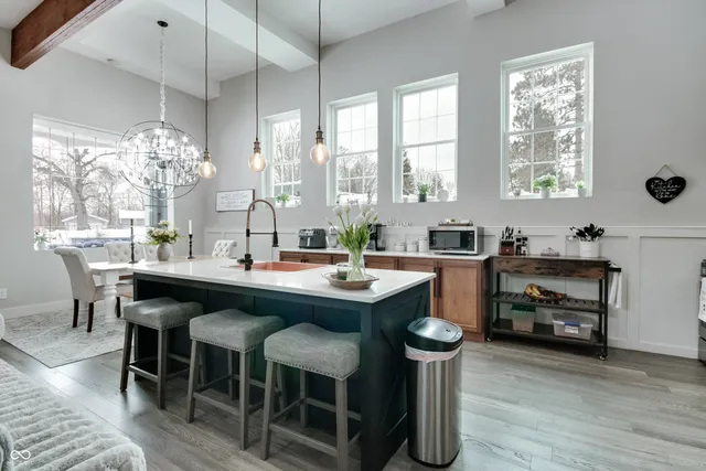 $500,000 | 8780 North Old State Road 37, Bloomington, IN 47408