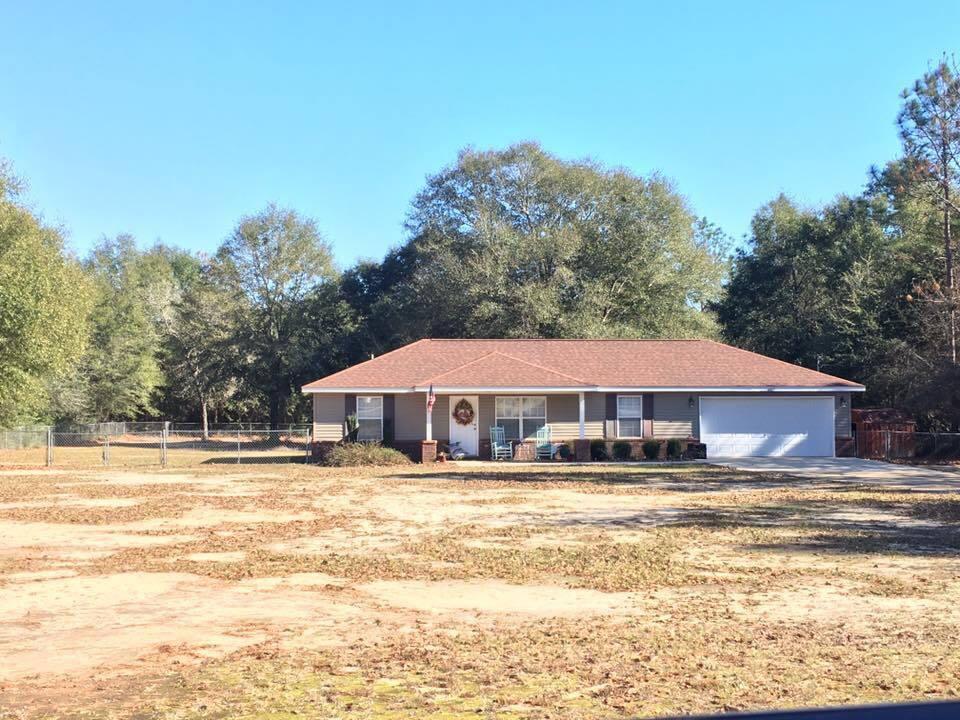 6007 Robin Road Crestview, FL 32539 - Photo 1 of 23 67621070_382057075846181_654221491250292