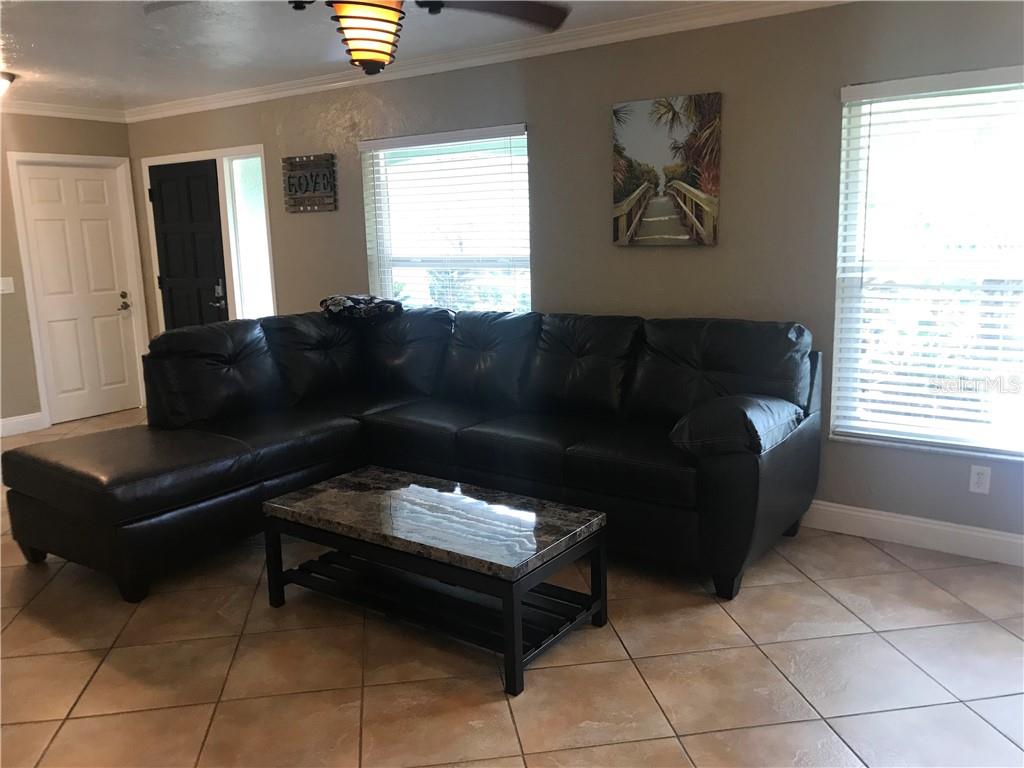 6108 10th Avenue West Bradenton, FL 34209 - Photo 4 of 25