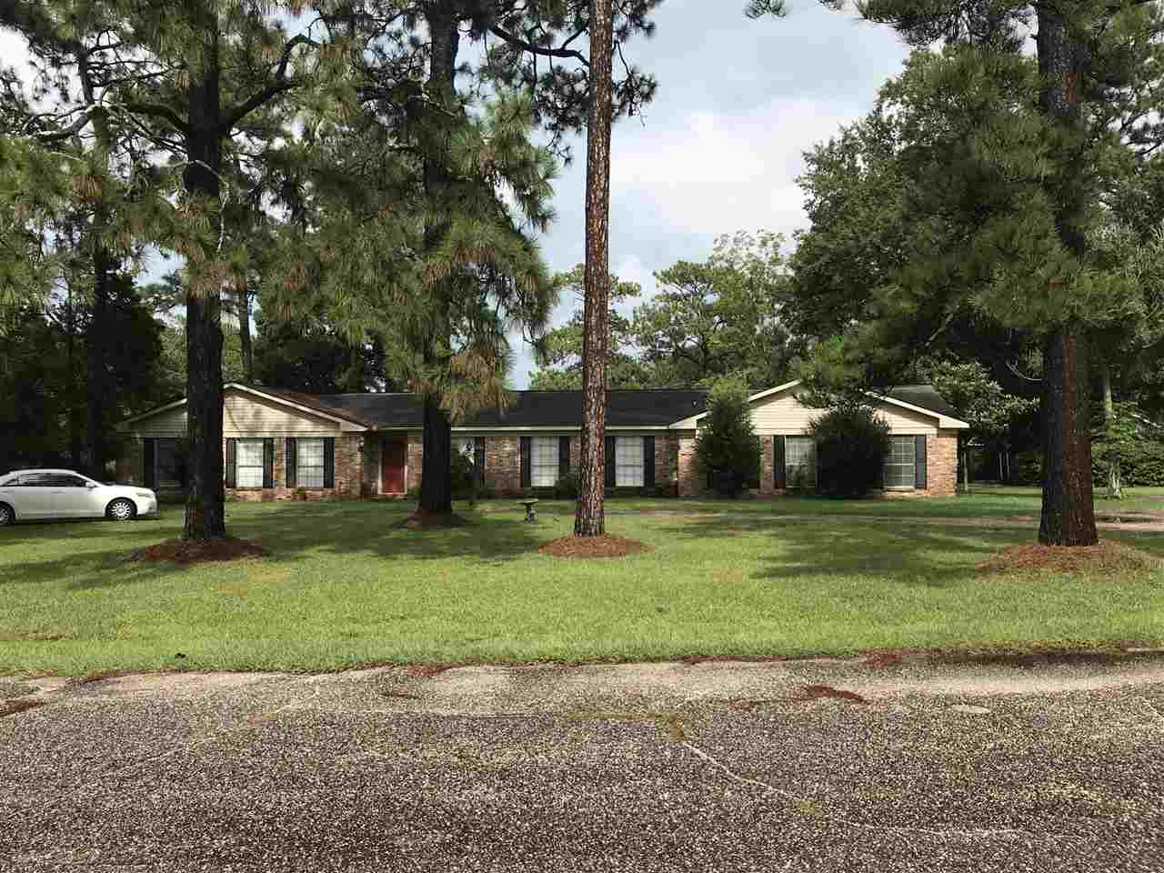 1 Bateman Circle Foley, AL 36535 - Photo 1 of 40
