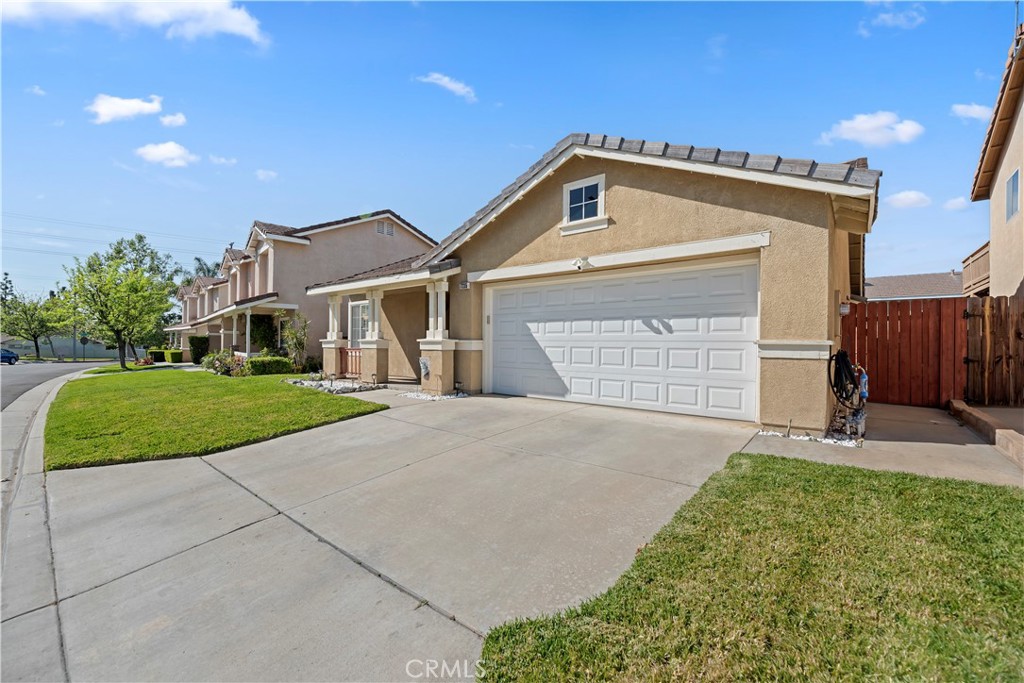 7235 Ayers Rock Road Riverside, CA 92508 - Photo 2 of 40
