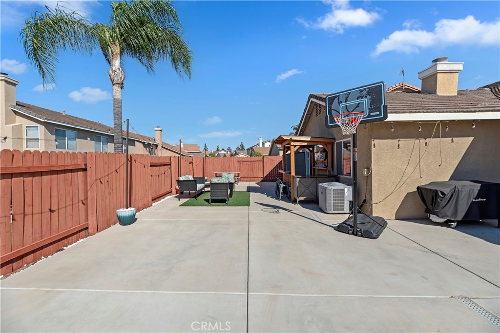 7235 Ayers Rock Road Riverside, CA 92508 - Photo 9 of 40