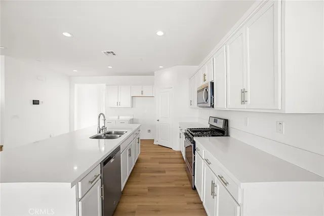 $4,300 | 4796 Albatross Avenue, Perris, CA 92571