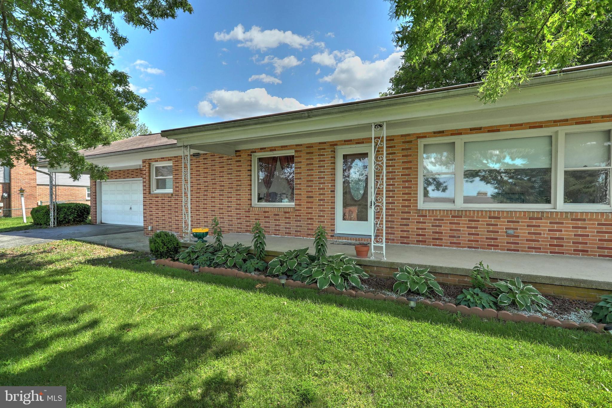 224 Leaders Heights Road York, PA 17402 - Photo 2 of 30