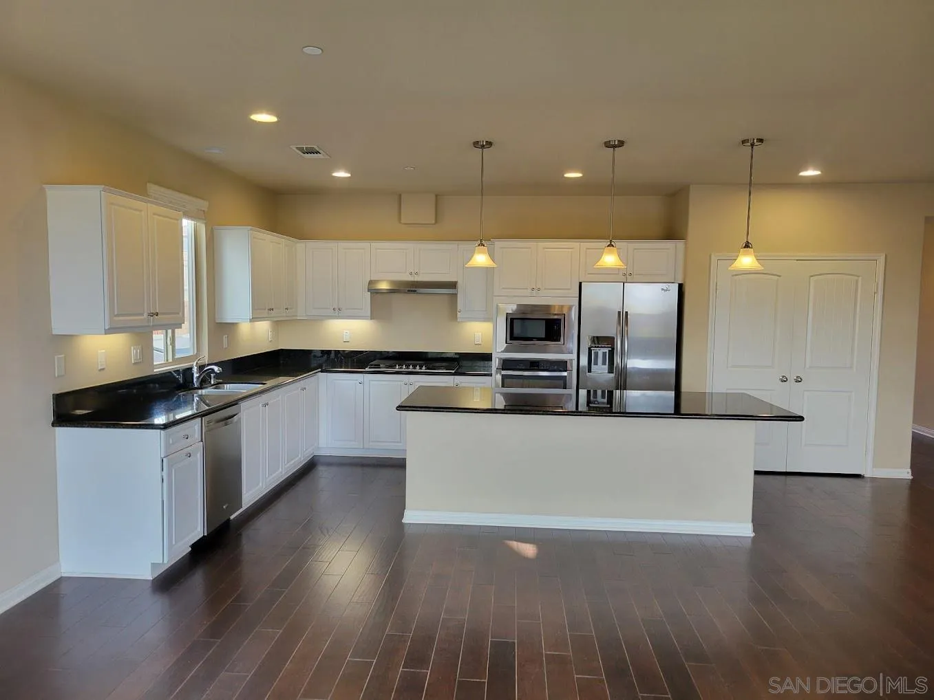 30844 View Ridge Lane Menifee, CA 92584 - Photo 7 of 31 Gallery Image 7