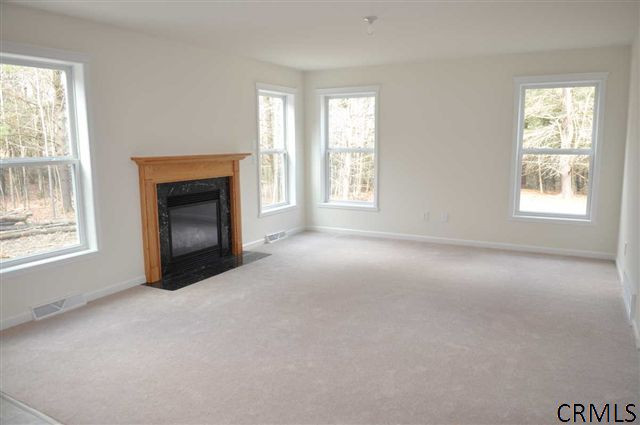 141 Beaver Road Schodack, NY 12123 - Photo 6 of 14 Photo 6
