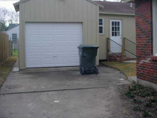 449 Southern Street Corpus Christi, TX 78404 - Photo 10 of 10 a view of outdoor space and yard
