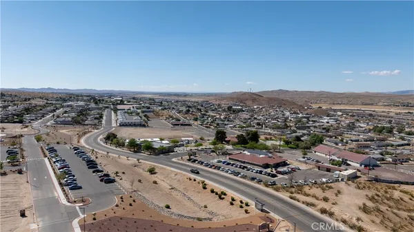 $260,000 | 571 Lillian Drive, Barstow, CA 92311