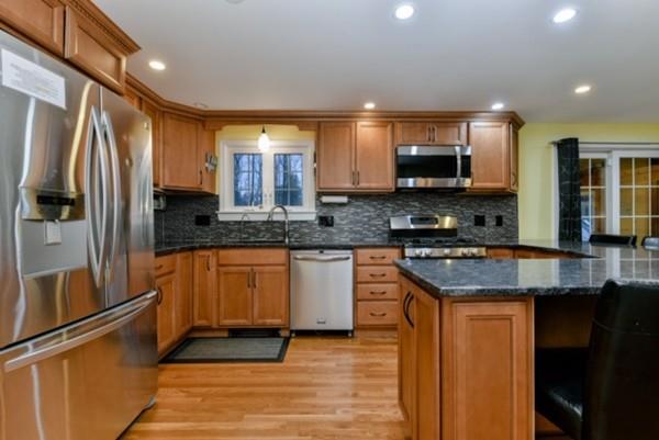 4 Teresa Road Hopkinton, MA 01748 - Photo 9 of 32 Gallery Image 9
