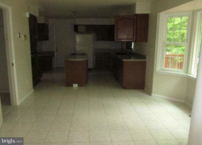 15500 Emily Court Accokeek, MD 20607 - Photo 8 of 13 Interior (General)