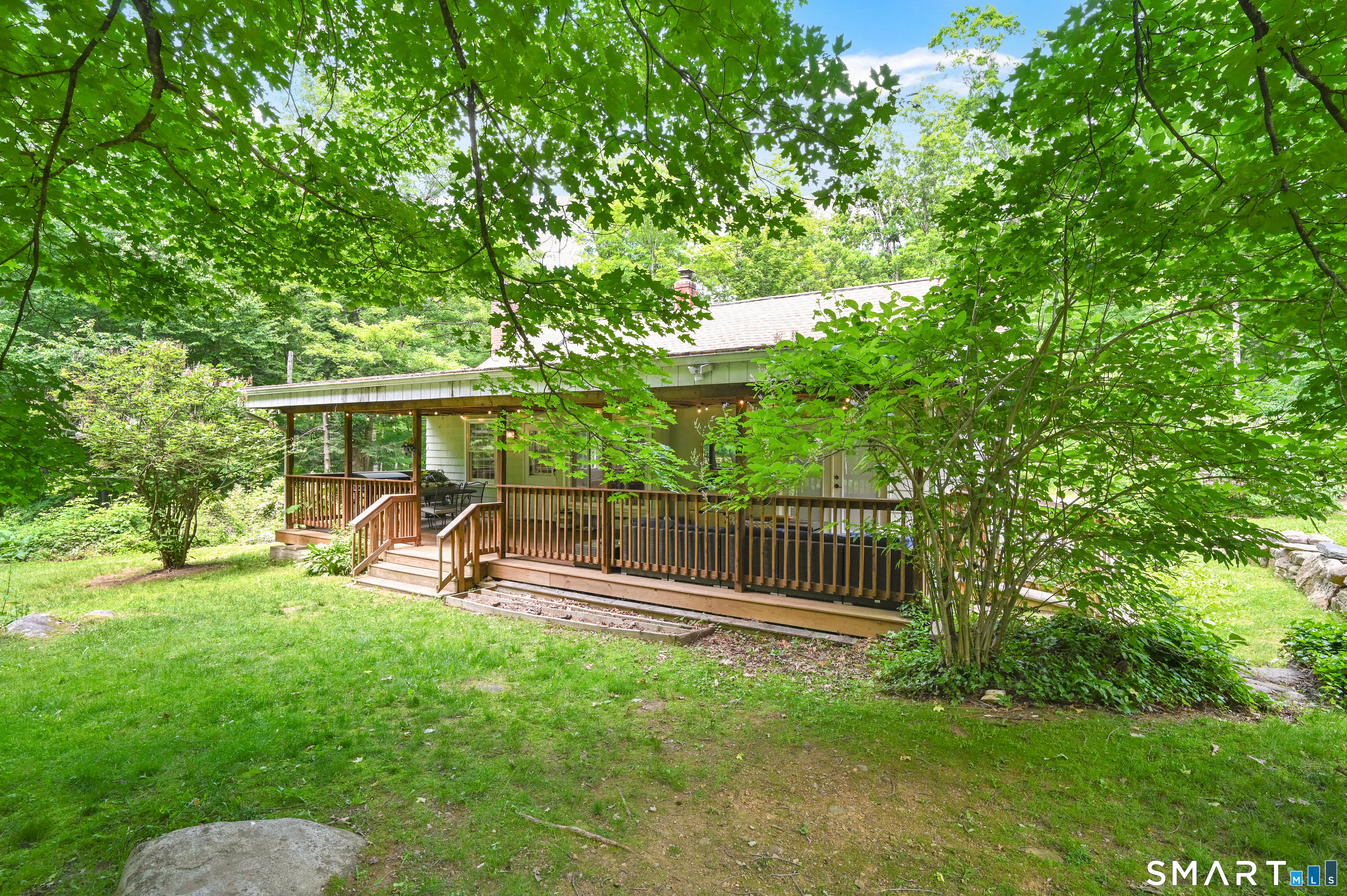 318 James Road Ashford, CT 06278 - Photo 3 of 38