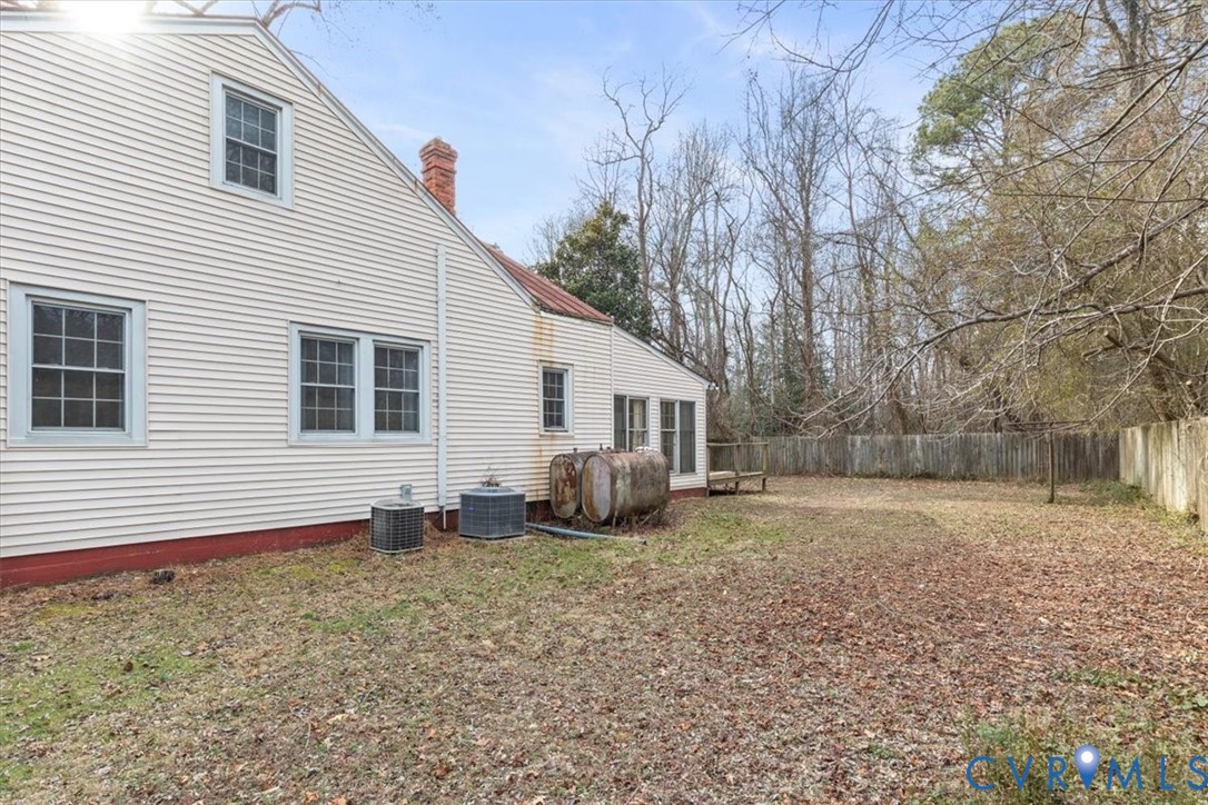 11221 Hanover Courthouse Road Hanover, VA 23069 - Photo 26 of 31 a view of a house with backyard and trees