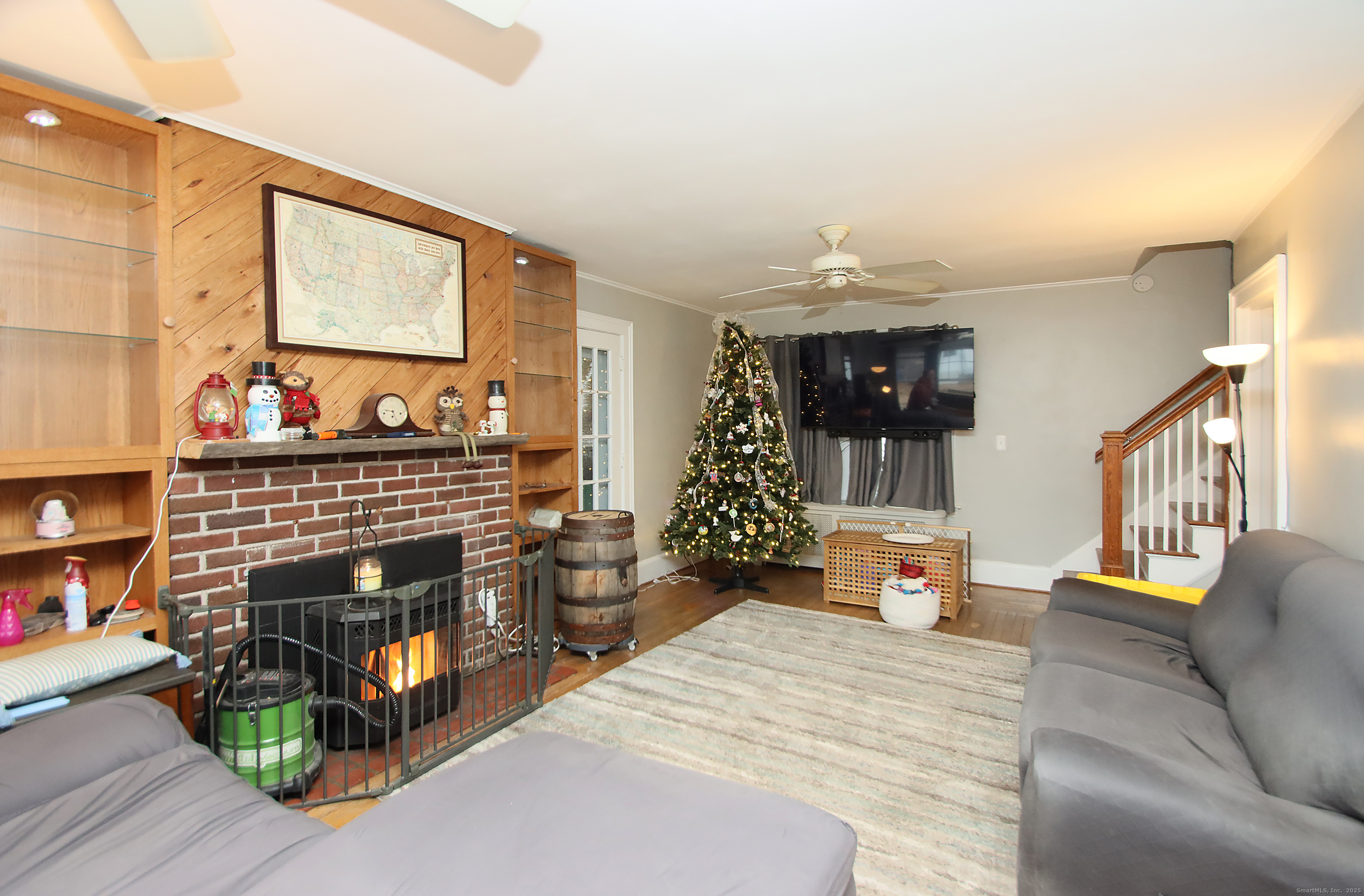 2 Treadwell Street West Haven, CT 06516 - Photo 8 of 33