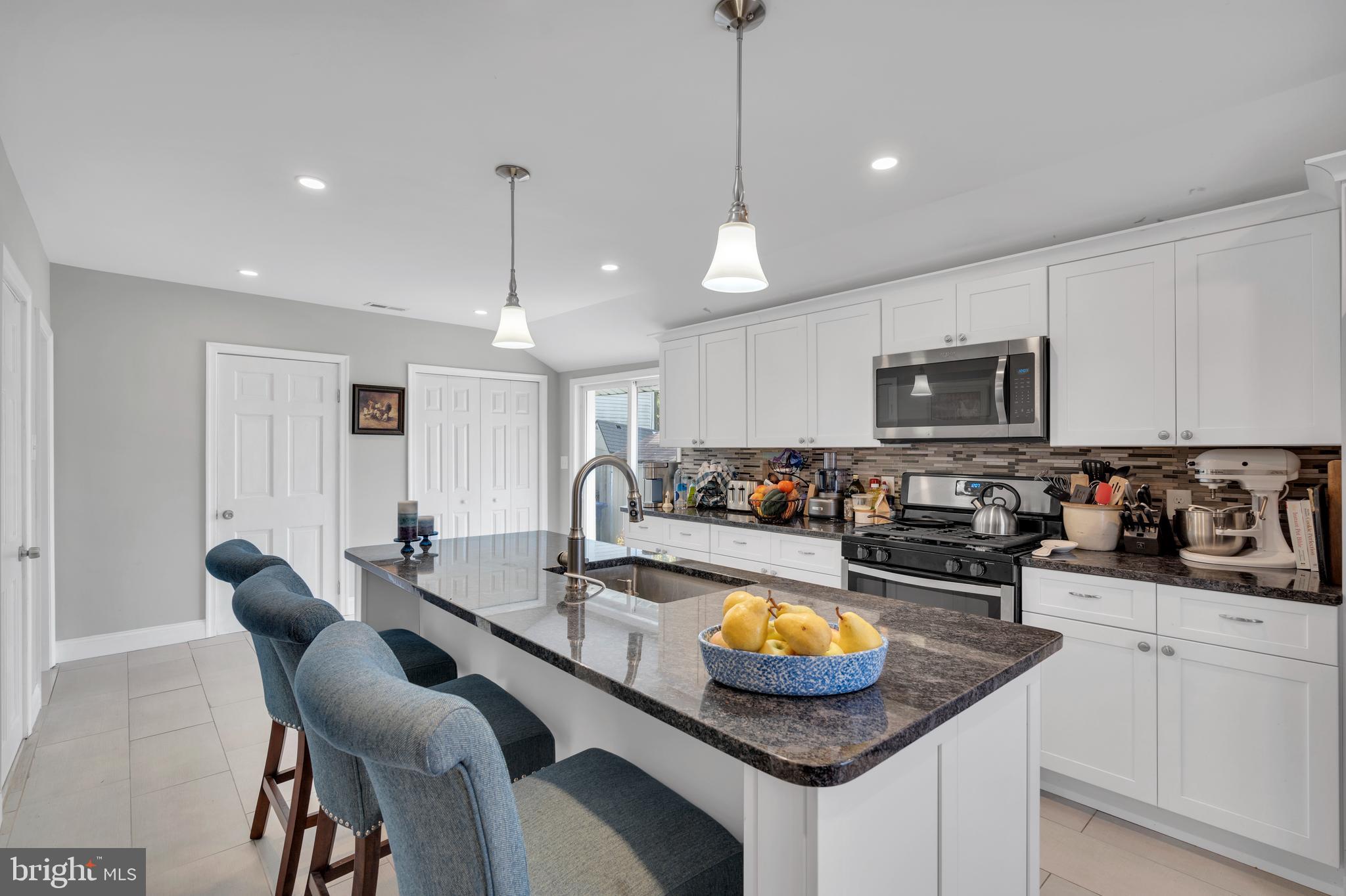 14 Cherry Street Medford, NJ 08055 - Photo 5 of 43
