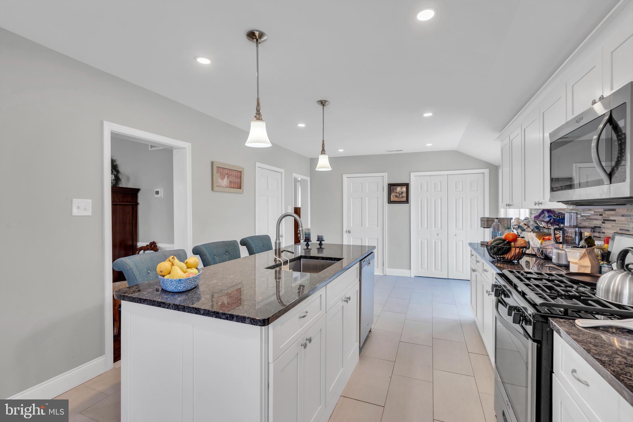 14 Cherry Street Medford, NJ 08055 - Photo 10 of 43