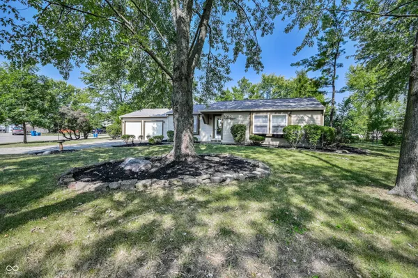 $300,000 | 8060 Castle Farms Court, Indianapolis, IN 46256