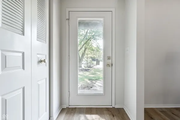 $300,000 | 8060 Castle Farms Court, Indianapolis, IN 46256