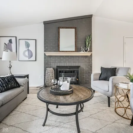 $300,000 | 8060 Castle Farms Court, Indianapolis, IN 46256