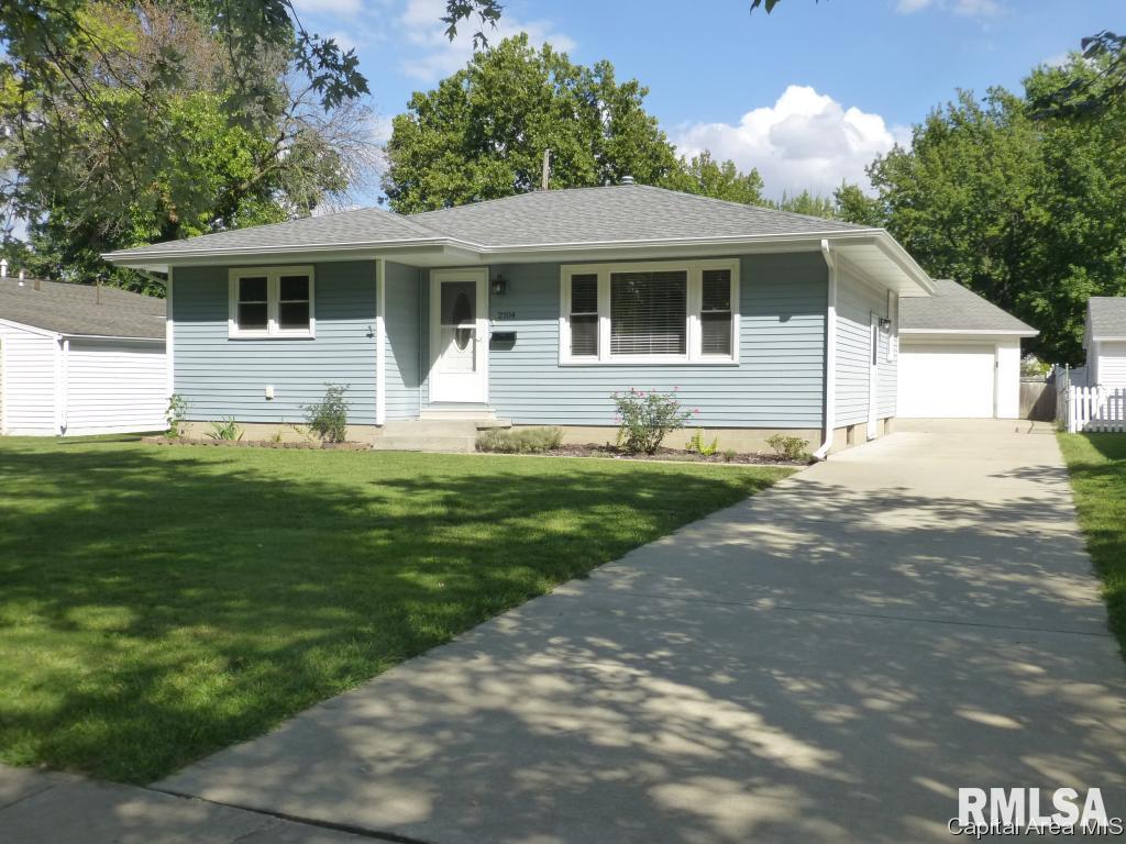 2104 North 23rd Street Springfield, IL 62702 - Photo 1 of 10