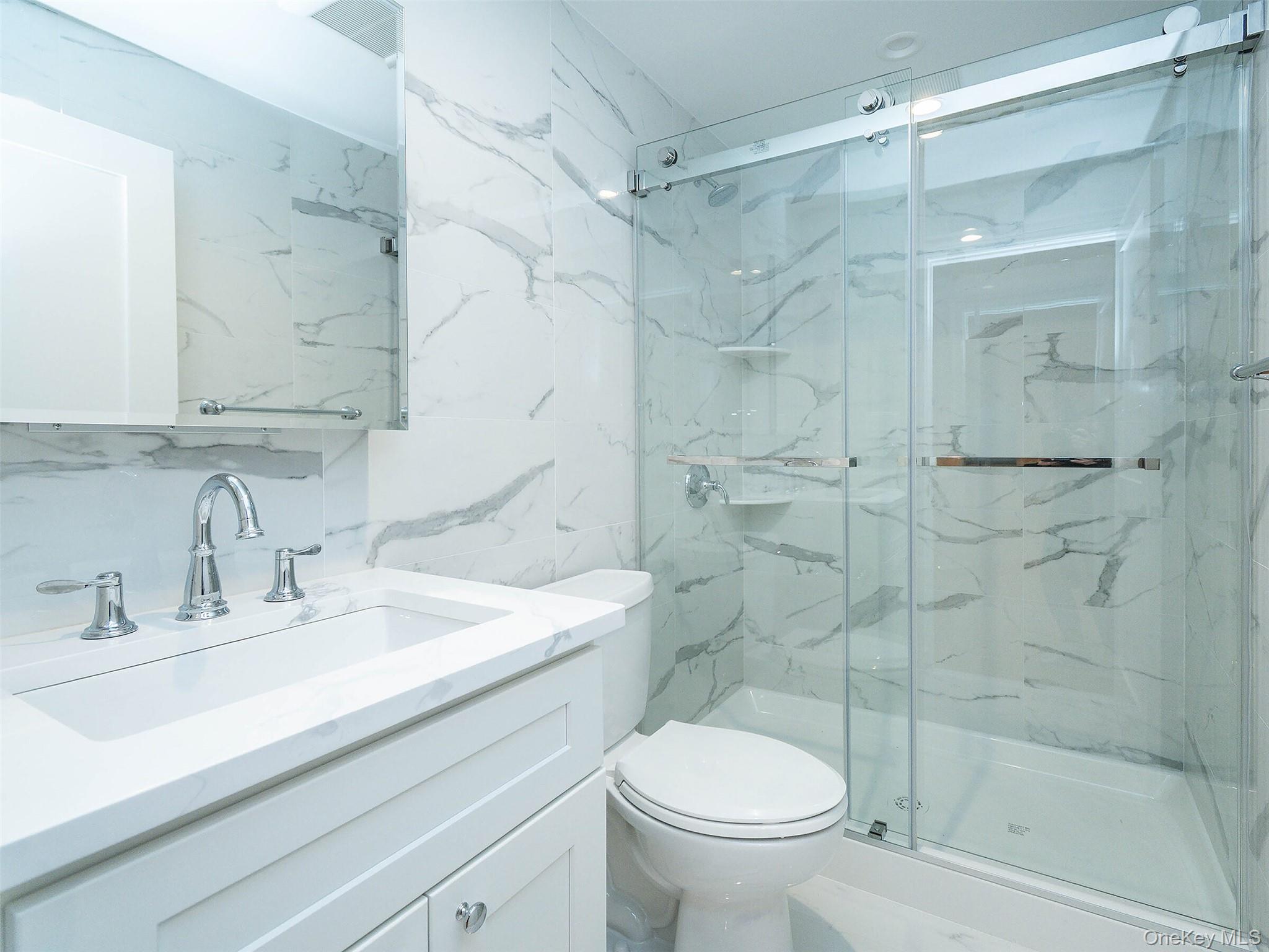 35 A Dunwood Road Port Washington, NY 11050 - Photo 31 of 36