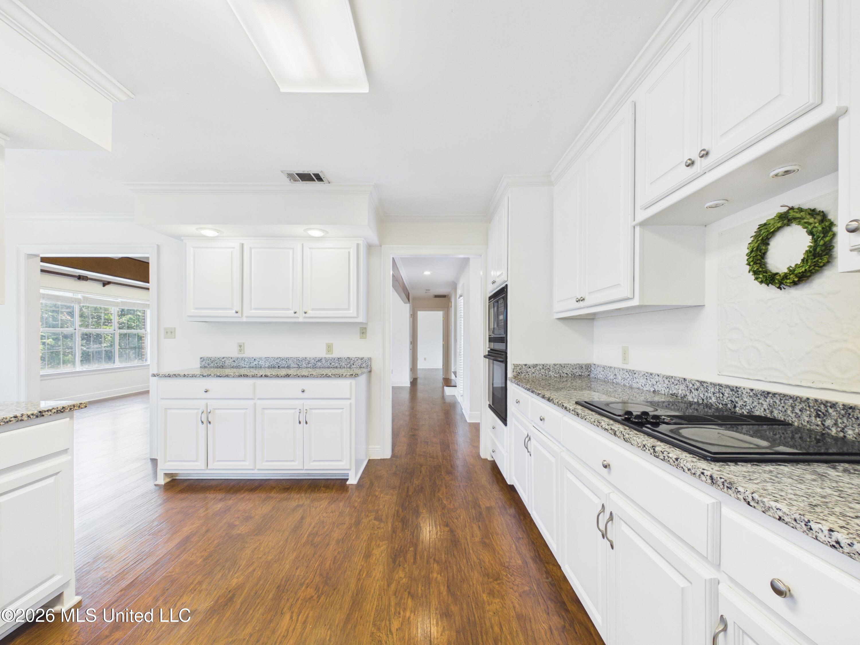 1068 Conley Circle Ocean Springs, MS 39564 - Photo 12 of 41 CAM04449G0-PR0046-STILL013
