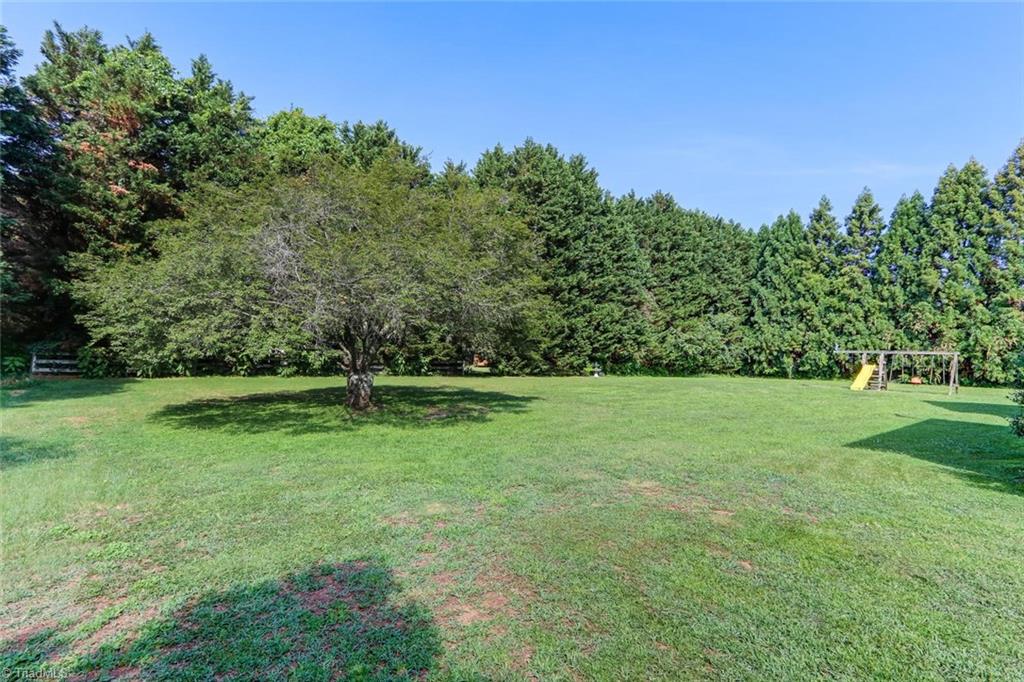 6015 Beckenham Way Oak Ridge, NC 27310 - Photo 27 of 30