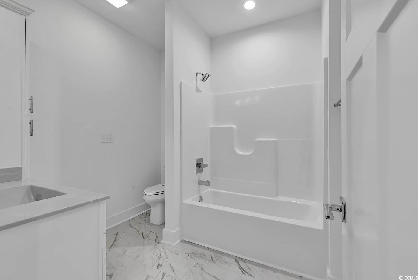 318 Dunbarton Lane Conway, SC 29526 - Photo 28 of 33 Full bathroom featuring tile flooring, toilet, van