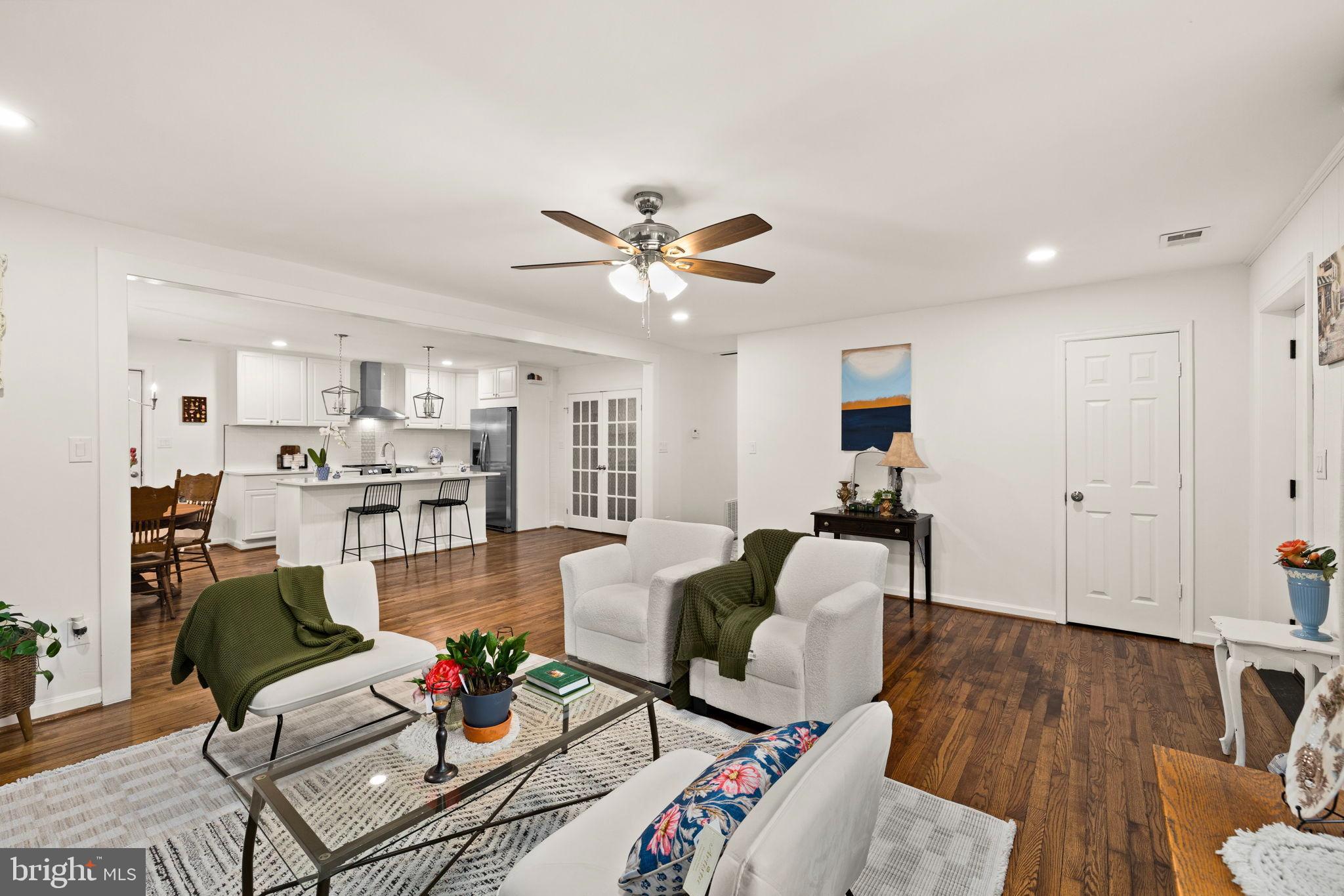 10789 Brent Town Road Catlett, VA 20119 - Photo 20 of 55 Bright and inviting open living space.