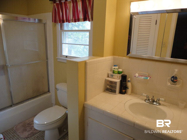 455 Ivy Circle Fairhope, AL 36532 - Photo 15 of 28 Master Bath