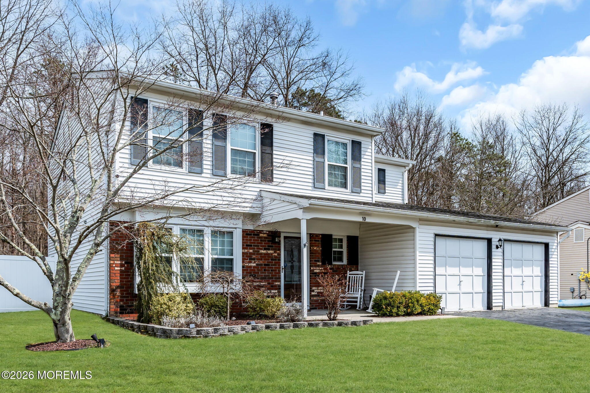 10 Honeysuckle Way Howell, NJ 07731 - Photo 2 of 27 2-web-or-mls-2-print-DSC05719-1b