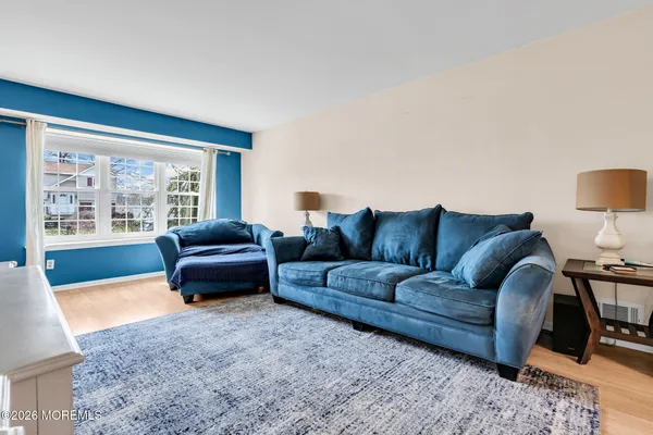 $649,900 | 10 Honeysuckle Way, Howell, NJ 07731