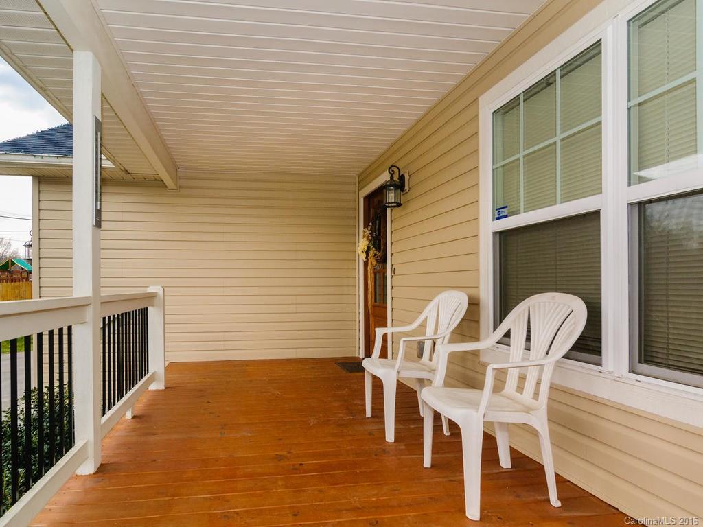 99 Liberty Road Candler, NC 28715 - Photo 4 of 24 Gallery Image 4