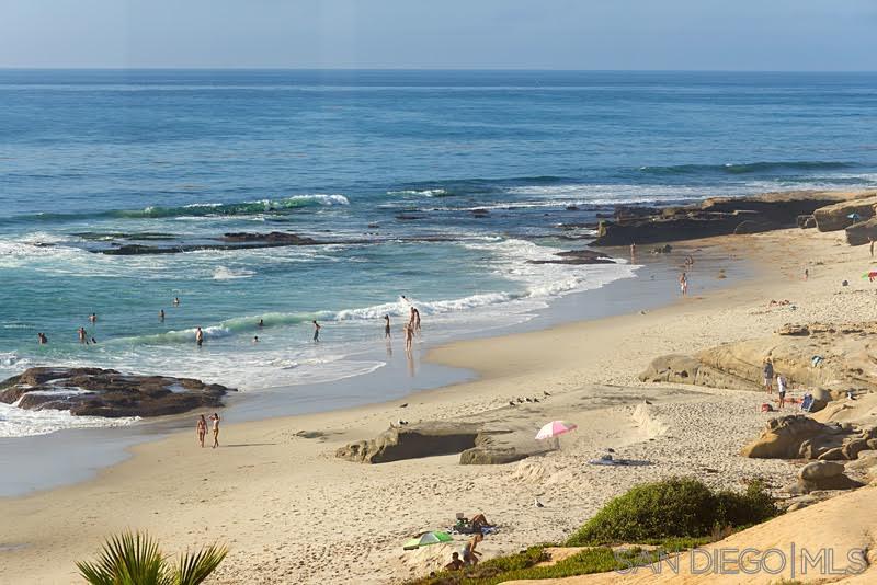 201 Bonair Street, Unit E La Jolla, CA 92037 - Photo 20 of 25