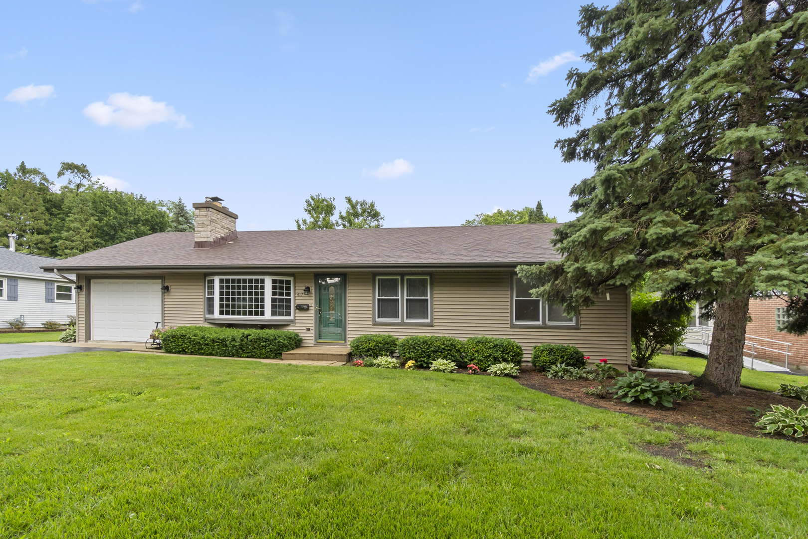 417 South Plum Grove Road Palatine, IL 60067 - Photo 3 of 23