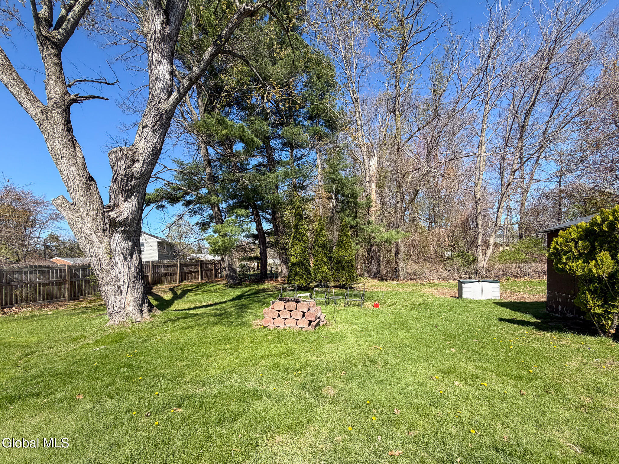 378 Bradford Road Schenectady, NY 12304 - Photo 32 of 37 IMG_1438