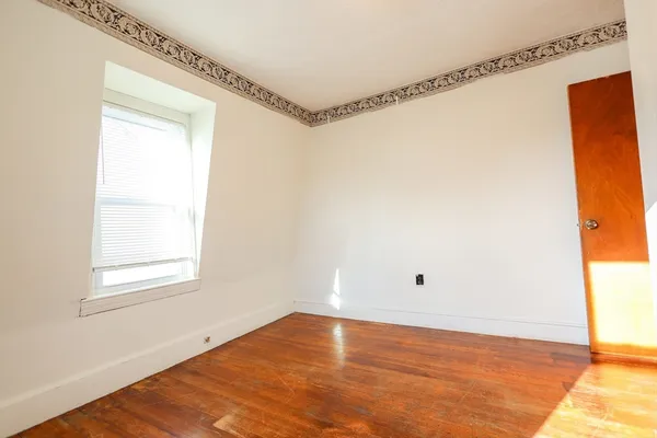 $2,750 | 68 Newhall Street, Unit 68, Malden, MA 02148