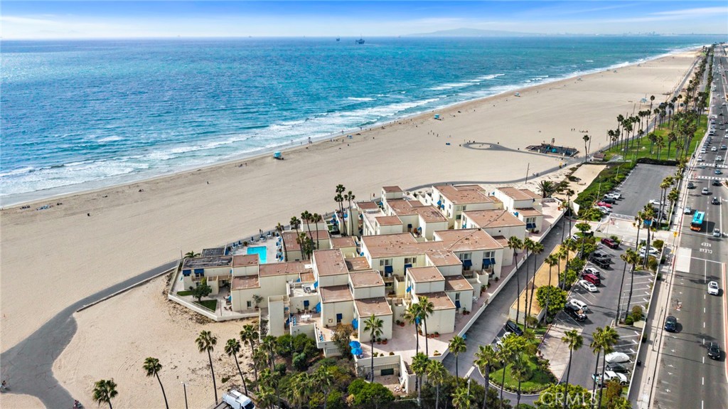 711 Pacific Coast Highway, Unit 330 Huntington Beach, CA 92648 - Photo 30 of 54 a view of a city and ocean view