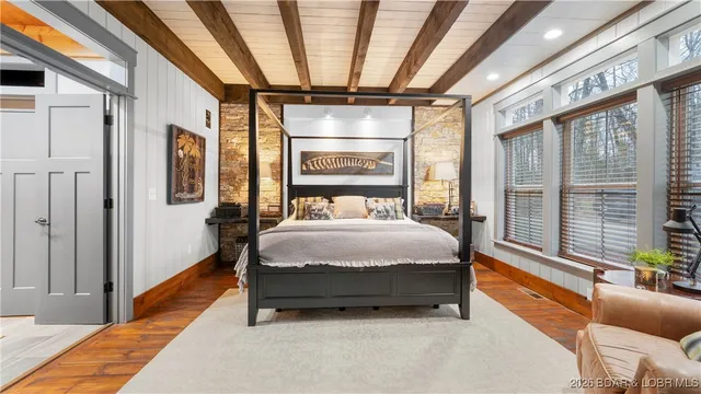 $825,000 | 180 Hope Hill Lane, Camdenton, MO 65020