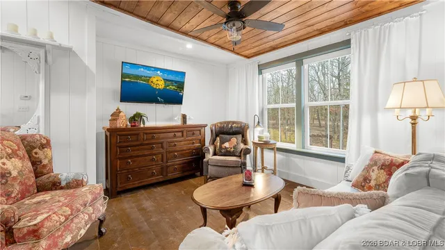 $825,000 | 180 Hope Hill Lane, Camdenton, MO 65020