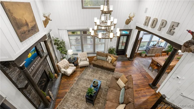 $825,000 | 180 Hope Hill Lane, Camdenton, MO 65020