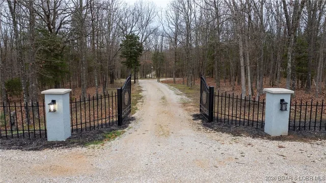 $825,000 | 180 Hope Hill Lane, Camdenton, MO 65020