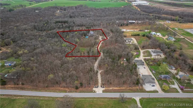 $825,000 | 180 Hope Hill Lane, Camdenton, MO 65020