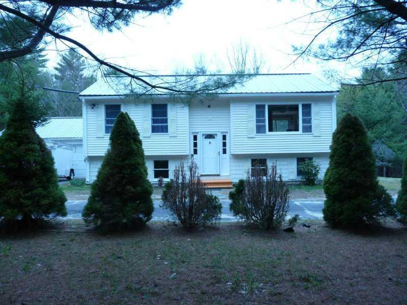 18 Baston Road North Yarmouth, ME 04097 - Photo 1 of 24 Exterior Front.