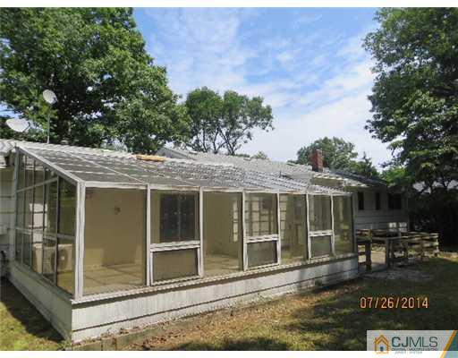 40 Hudson Road East Brunswick, NJ 08816 - Photo 2 of 17 Gallery Image 2