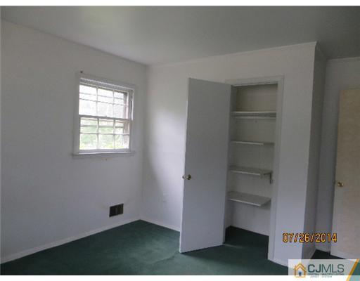 40 Hudson Road East Brunswick, NJ 08816 - Photo 14 of 17 Gallery Image 14